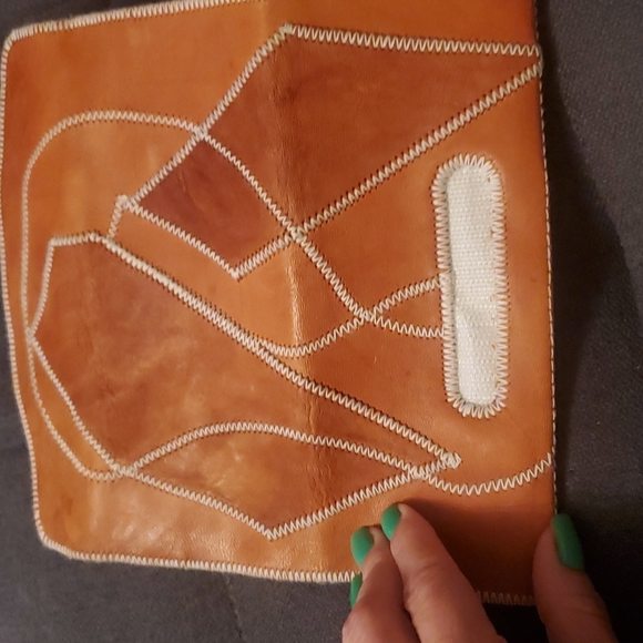 Handmade leather wallet - Picture 3 of 3